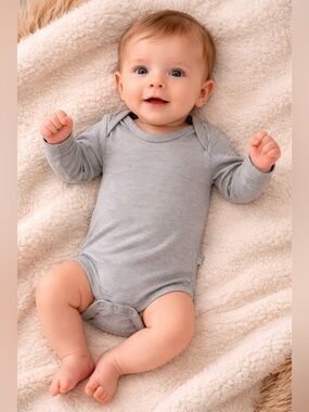 Kyte BABY Gray Long Sleeve Baby Bodysuit in Storm